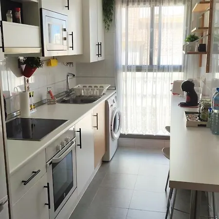 Parking Gratis, Centrico, Tranquilo Y Todo A Mano * Malaga